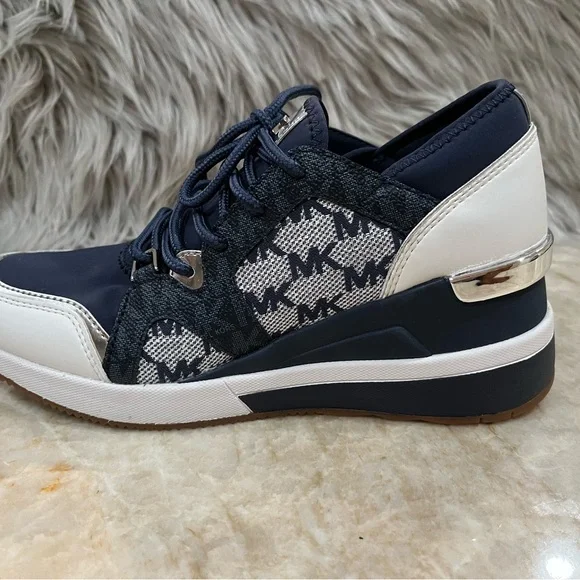 Michael Kors Liv Trainer Wedge Sneaker Women’s Blue (HJ22A. NEW - Picture 3 of 11